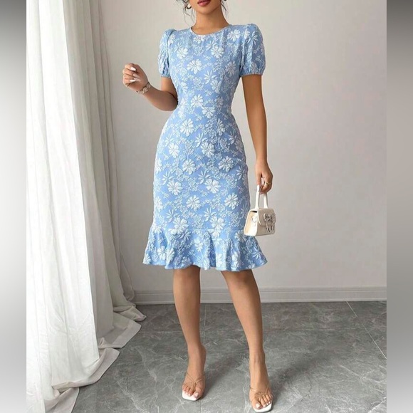 Dresses & Skirts - Blue Floral Ruffle-Hem Sheath Dress
